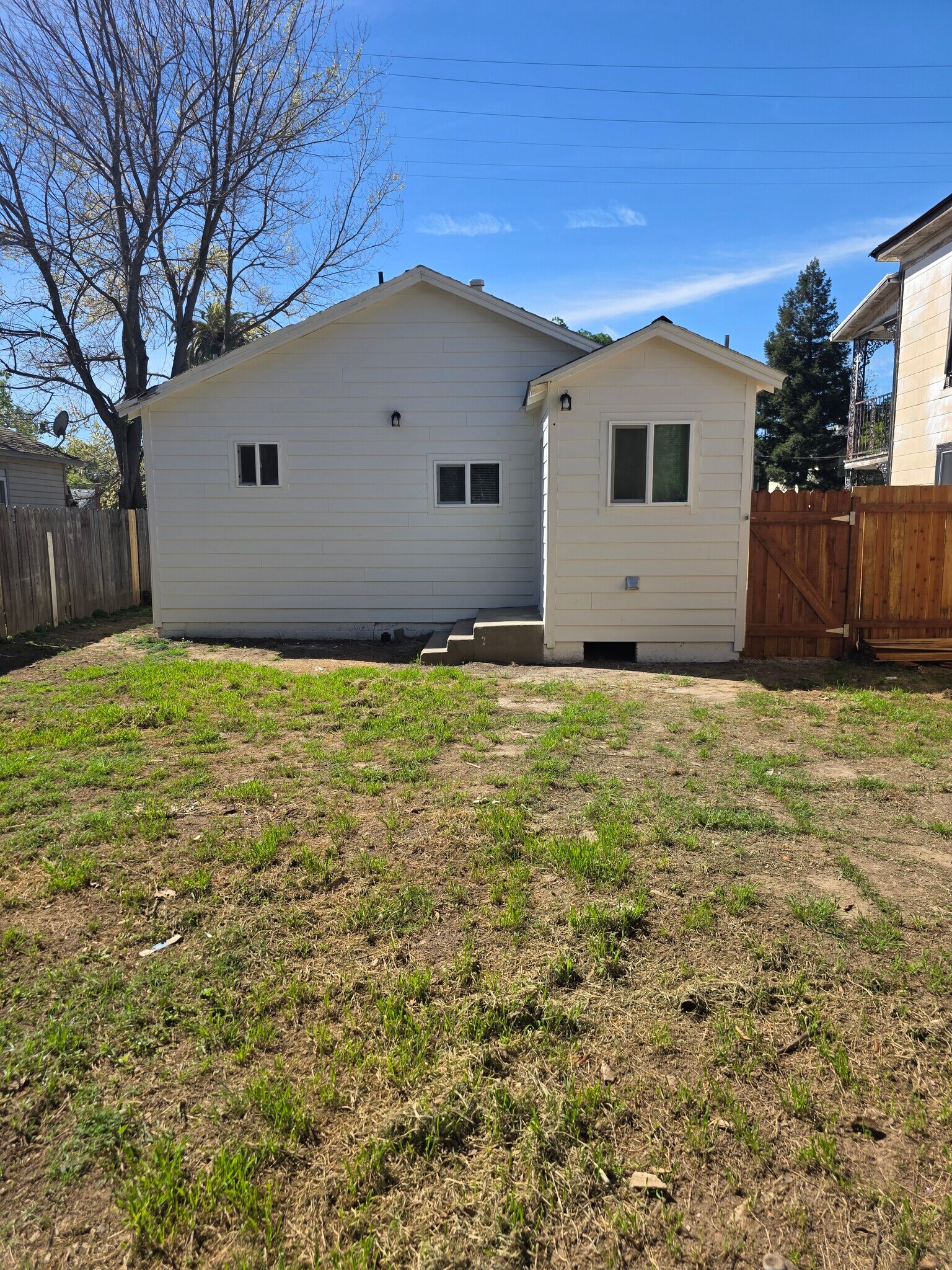 Building Photo - 1305 G St