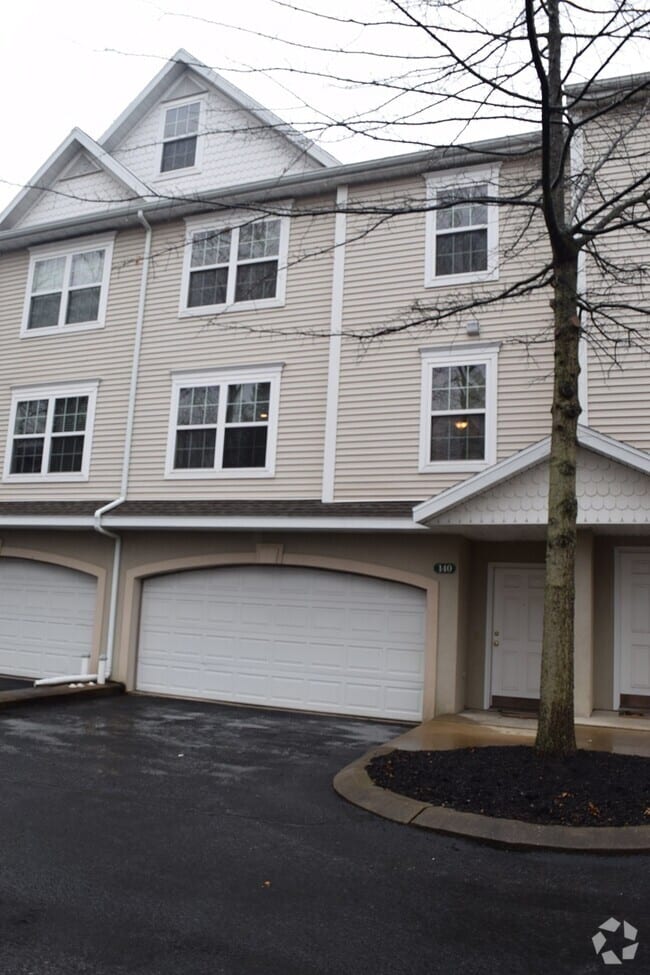 Building Photo - 140 Kenley Ct