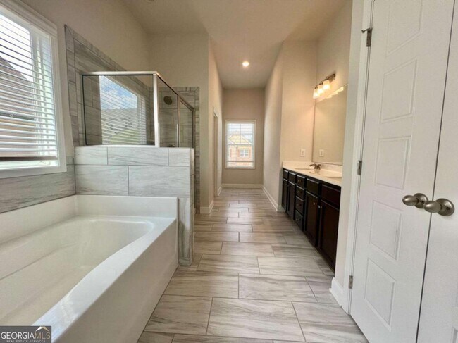 Building Photo - 1612 Dover Creek Ln