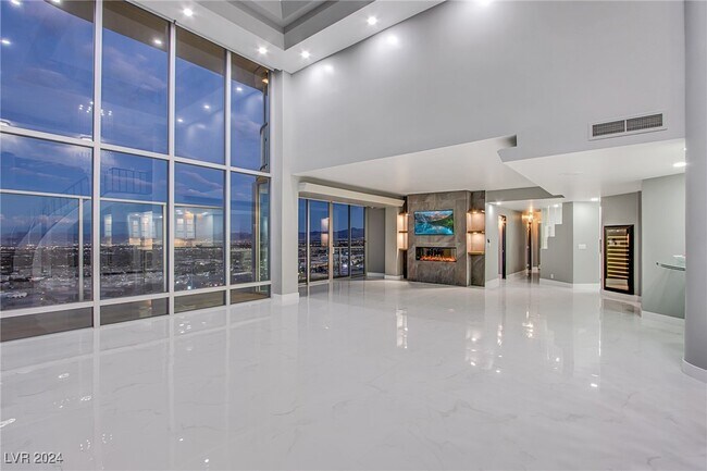 Building Photo - 3111 Bel Air Dr