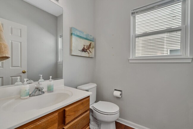Building Photo - 2636 Whitehall Ln