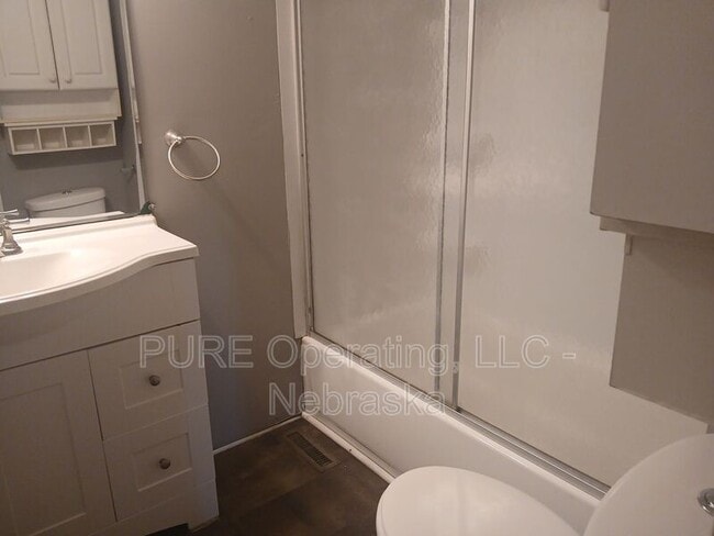 Building Photo - 138 Grant St