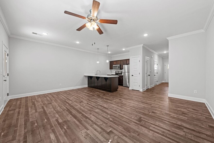 Interior Photo - Fairview Gables