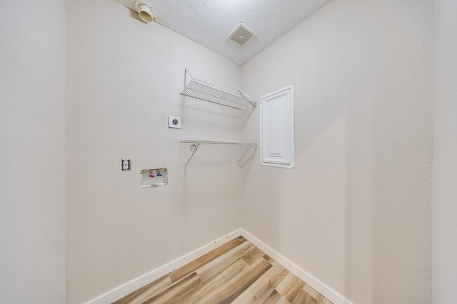 Building Photo - 2515 Cypress Island Dr