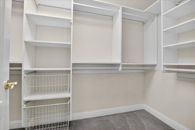 Building Photo - 500 North and South Rd