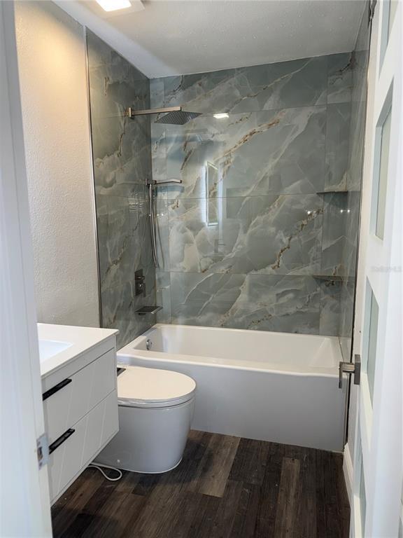 Building Photo - 9481 Highland Oak Dr