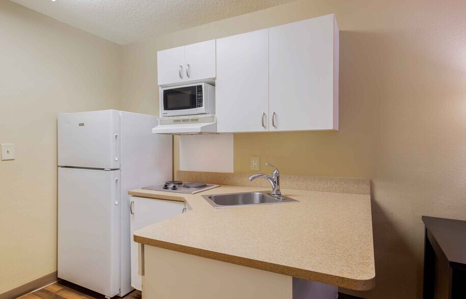 Building Photo - Furnished Studio-Atlanta - Marietta - Windy Hill