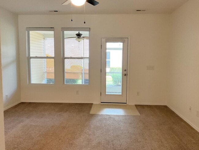 Building Photo - 147 Olde Towne Way