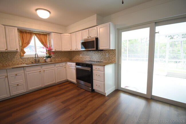 Building Photo - 22047 Caldera Ave