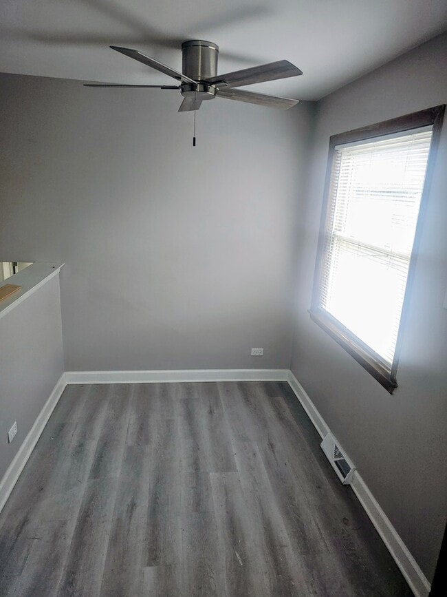 Building Photo - 16674 Thornton Ave