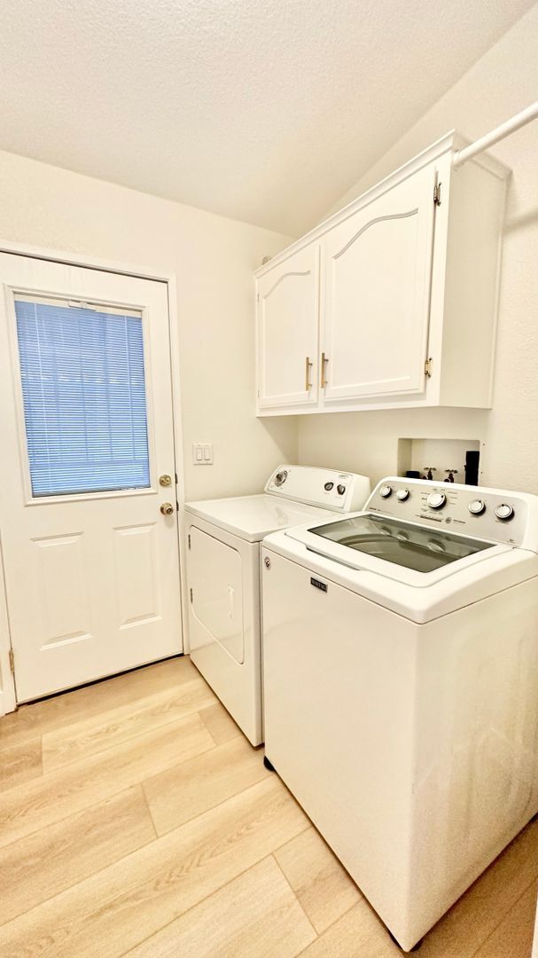 Building Photo - Light, Bright, and Freshly Updated Home in the Gated & Desirable Champagne Village 55+ Community!