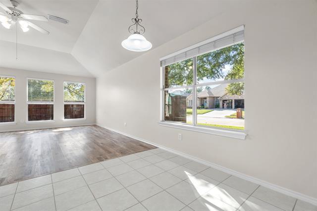 Building Photo - 6005 Parkplace Dr