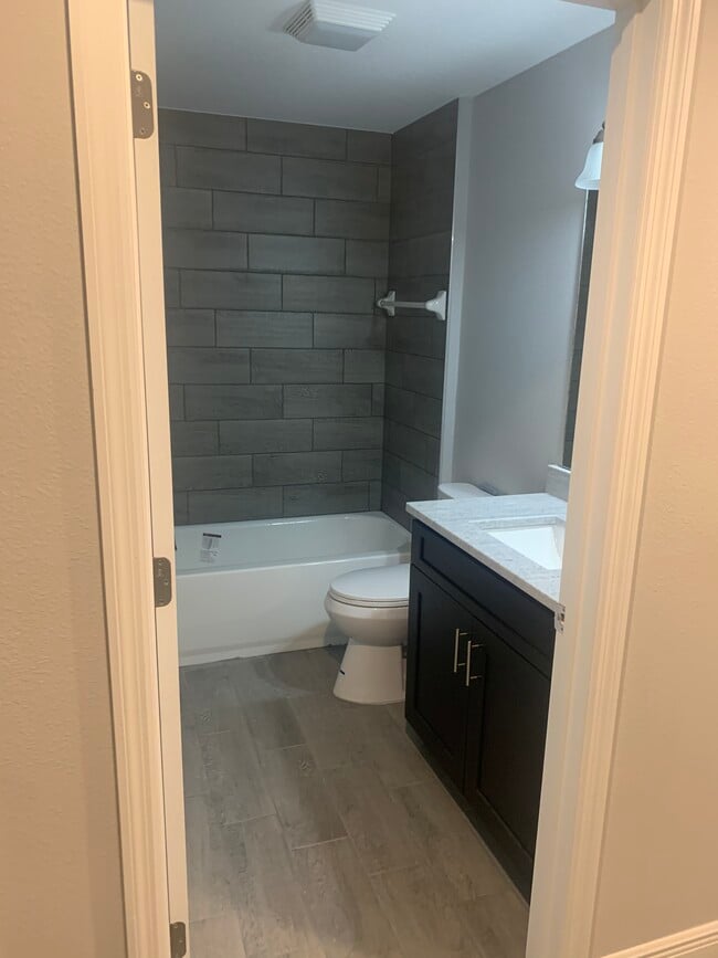 Guest Bathroom - 2107 Waitman Ave