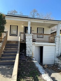 Building Photo - 3 bedroom 1.5 bathroom