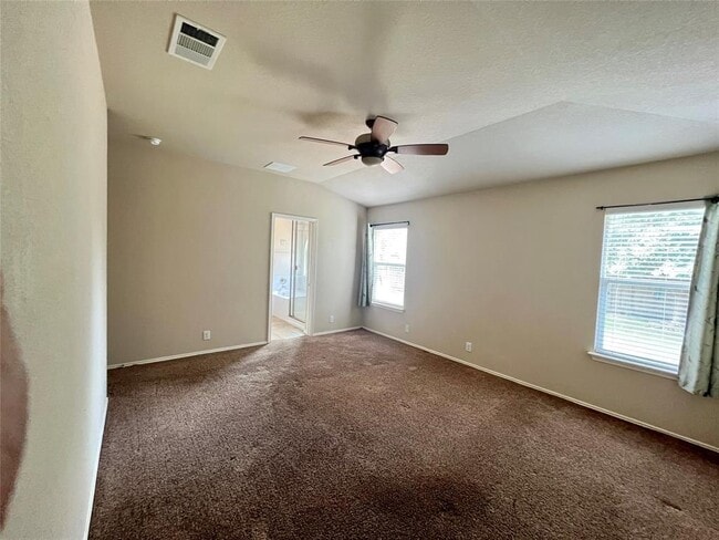 Building Photo - 309 Riverine Way