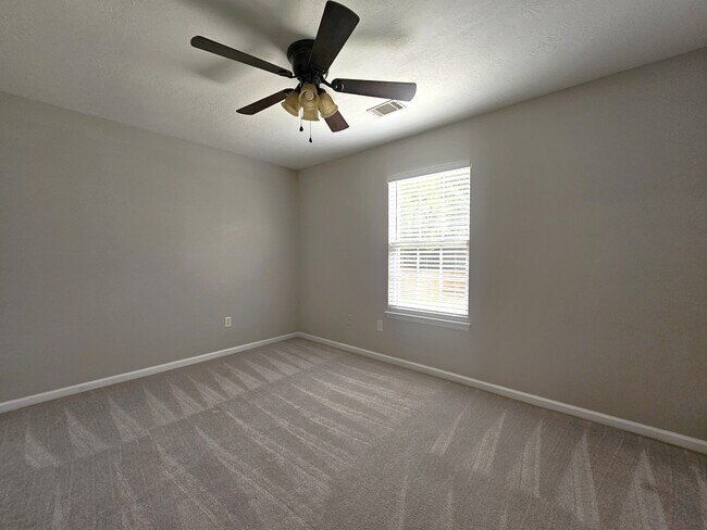 Building Photo - 309 Burgamy Way