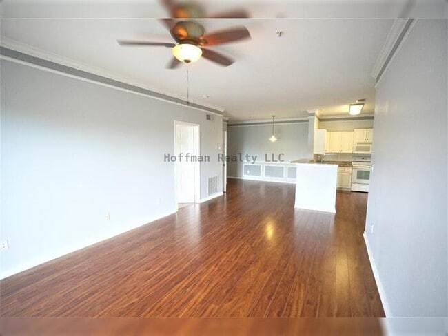 Building Photo - Beach Walk Condo | 2BR/2BA with Bay Views