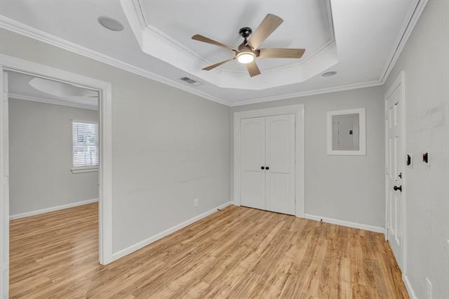 Building Photo - 925 S Brighton Ave