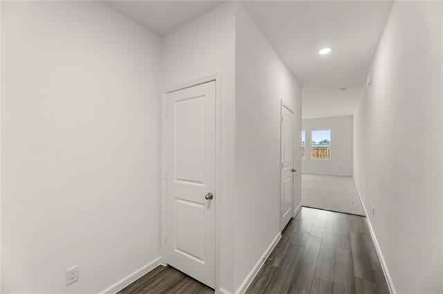 Building Photo - 209 Bradford Dr