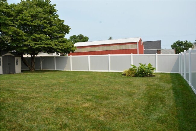 Building Photo - 3017 Jefferson St
