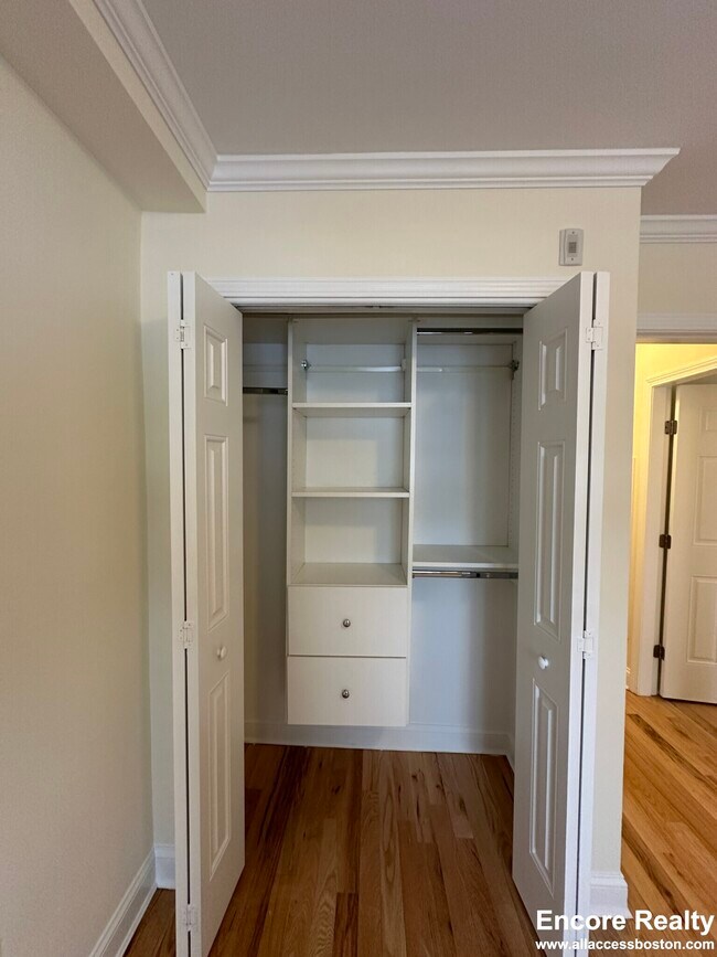 Building Photo - 55 Langdon St