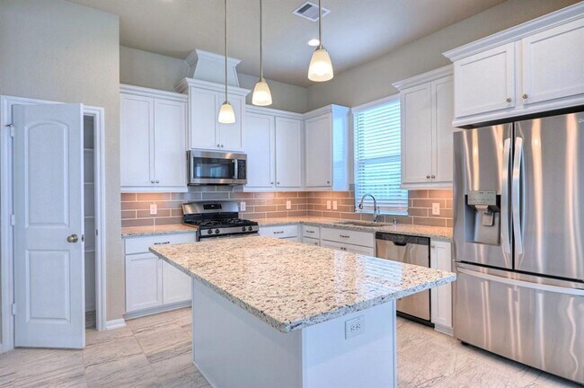Building Photo - 8739 Tubelo Mill Dr