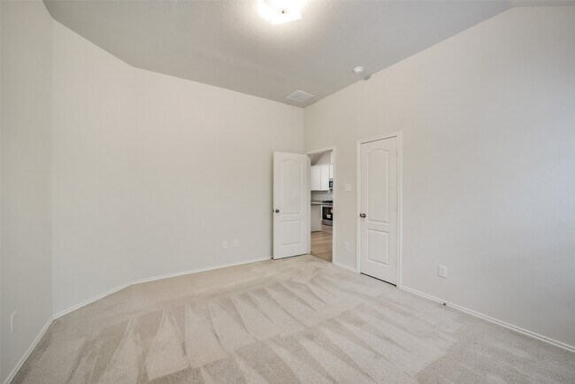 Building Photo - 27106 Grey Fox Run