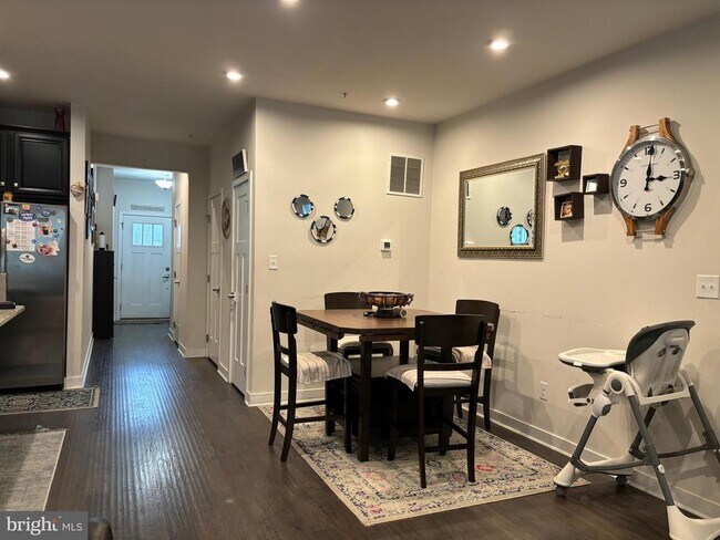 Building Photo - 103 Mulberry Dr