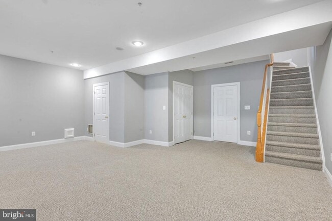 Building Photo - 4238 Chariot Way