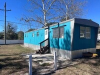 Building Photo - 2Bed 1Bath Rent To Own in Zephyrhills, FL