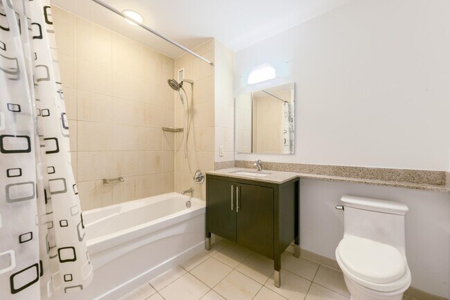 Building Photo - 20 Newport Pkwy