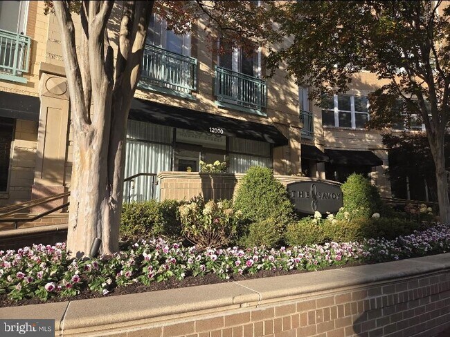 Building Photo - 12000 Market St