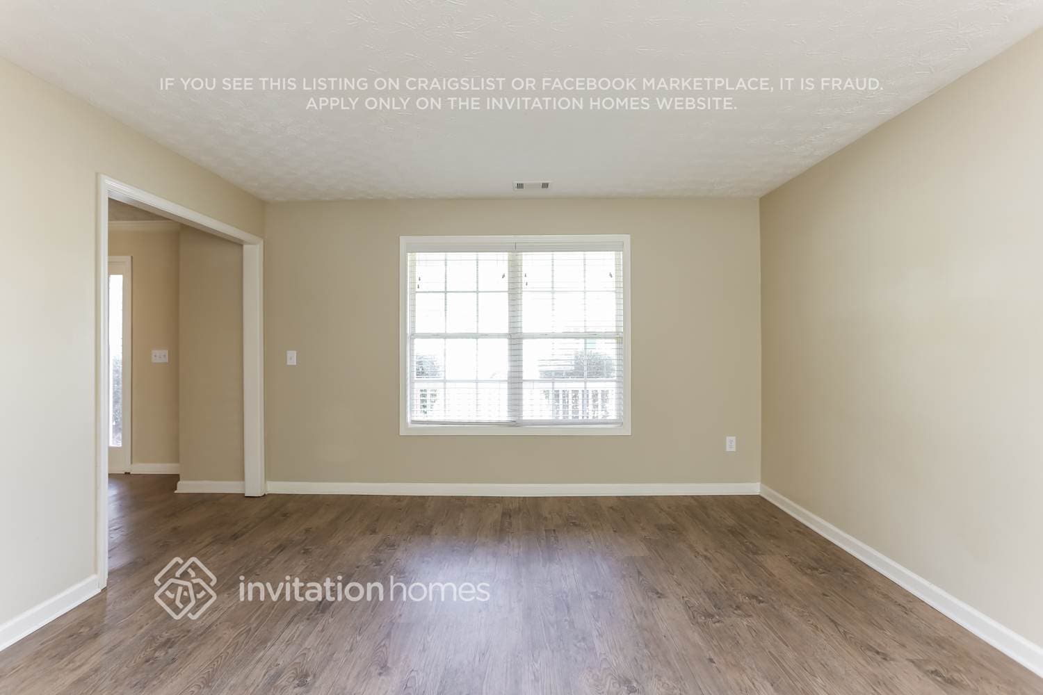 Building Photo - 220 Lake Valley Dr SW