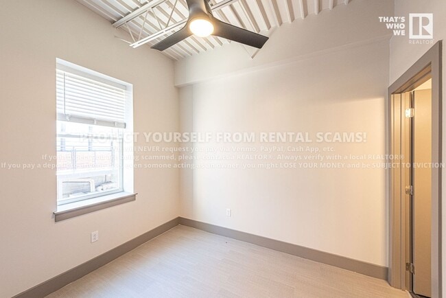 Building Photo - 85 W 15th St