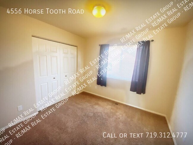 Building Photo - 4556 Horse Tooth Rd