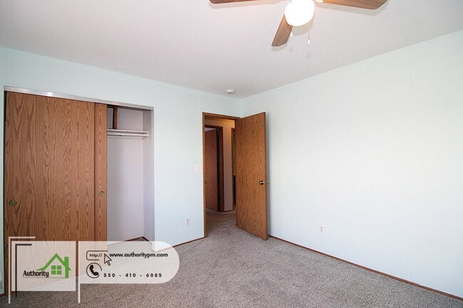 Building Photo - 1748 Galaxy Way