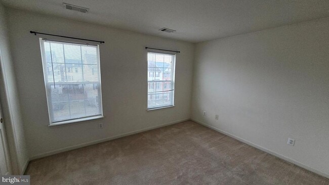 Building Photo - 2441 Old Farmhouse Ct