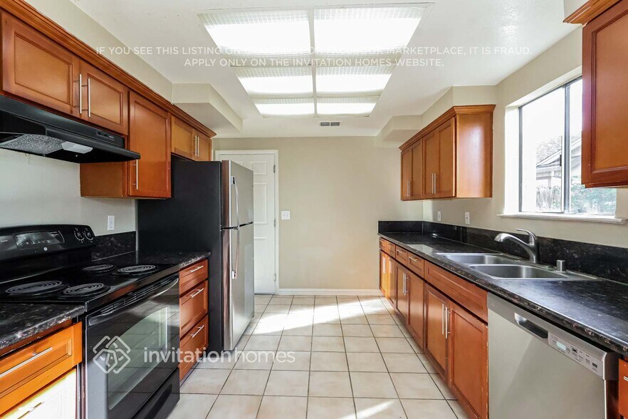 Building Photo - 8148 Cottonmill Cir