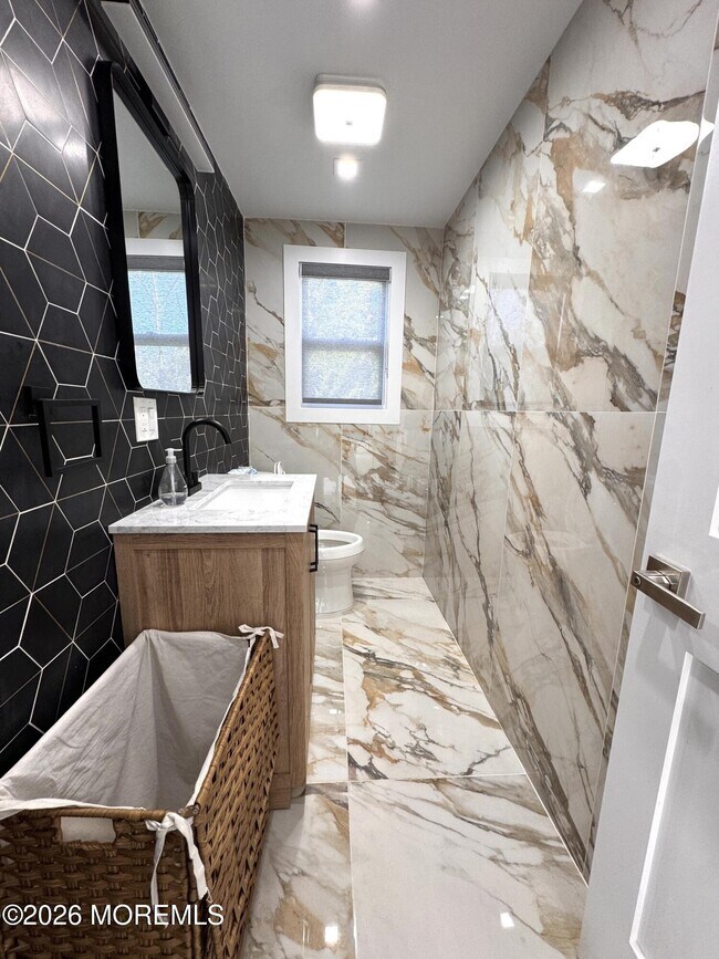 Building Photo - 70 Maryland Ave