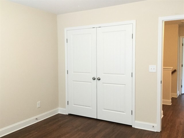 Building Photo - 1023 Monitor Ct