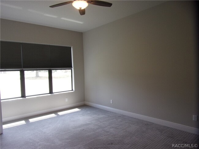 Building Photo - 248 E Cumberland Ct