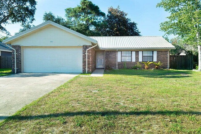 Primary Photo - Coastal Charm Awaits: Cozy 3-Bedroom Home in Fort Walton Beach!
