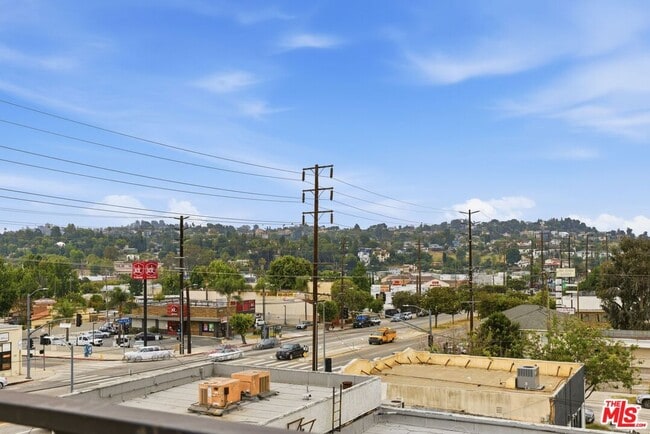 Building Photo - 1605 Arla Way