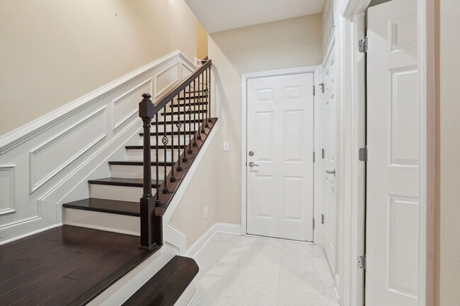 Building Photo - 4913 Greylock Walk SE