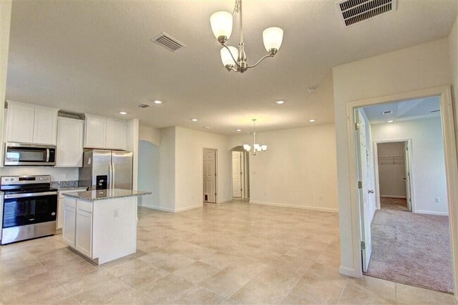 Building Photo - 3713 Whimsical Cir