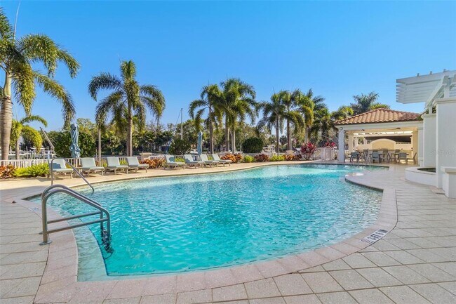 Building Photo - 1325 Snell Isle Blvd NE