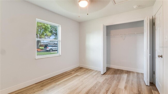 Building Photo - Beautiful Unit!  3/2 SINGLE FAMILY HOME