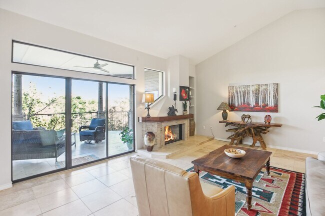 Building Photo - Luxury Riverfront Condo Near Georgetown Square | 2 Bed / 2 Bath with Balcony