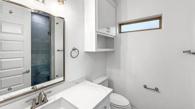 Building Photo - 5106 Sebastian Dr