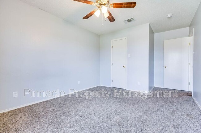 Building Photo - 1222 Elmo Ln